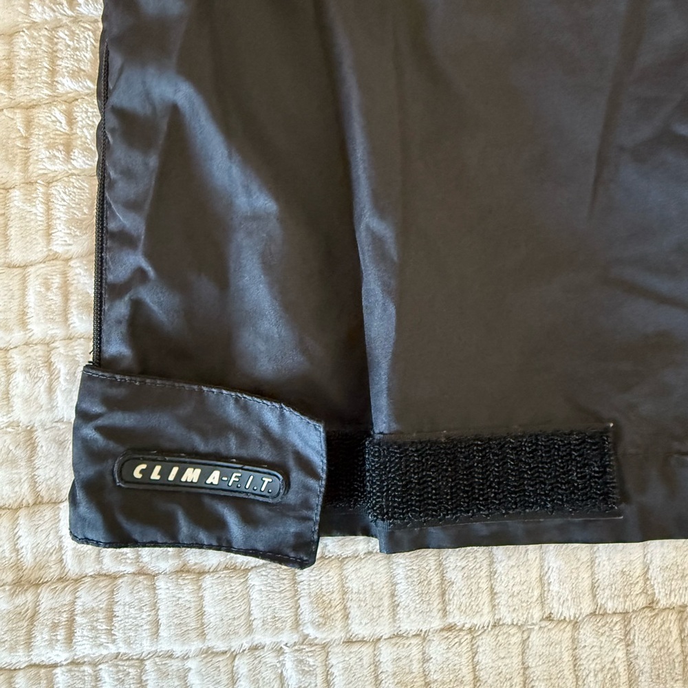 Nike Women’s Black Clima Fit Wind Rain Athletic Sweatpants Zip Leg - Picture 3 of 9